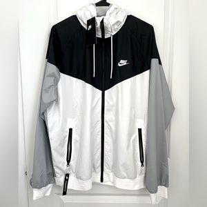 Men’s Nike Sportswear Windbreaker
